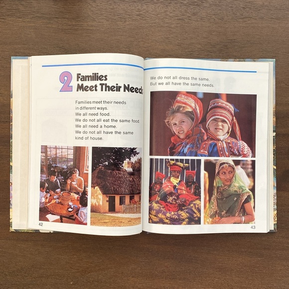 People: Holt Social Studies (hardcover, 1986) JoAnn Cangemi, General Editor - Picture 5 of 12